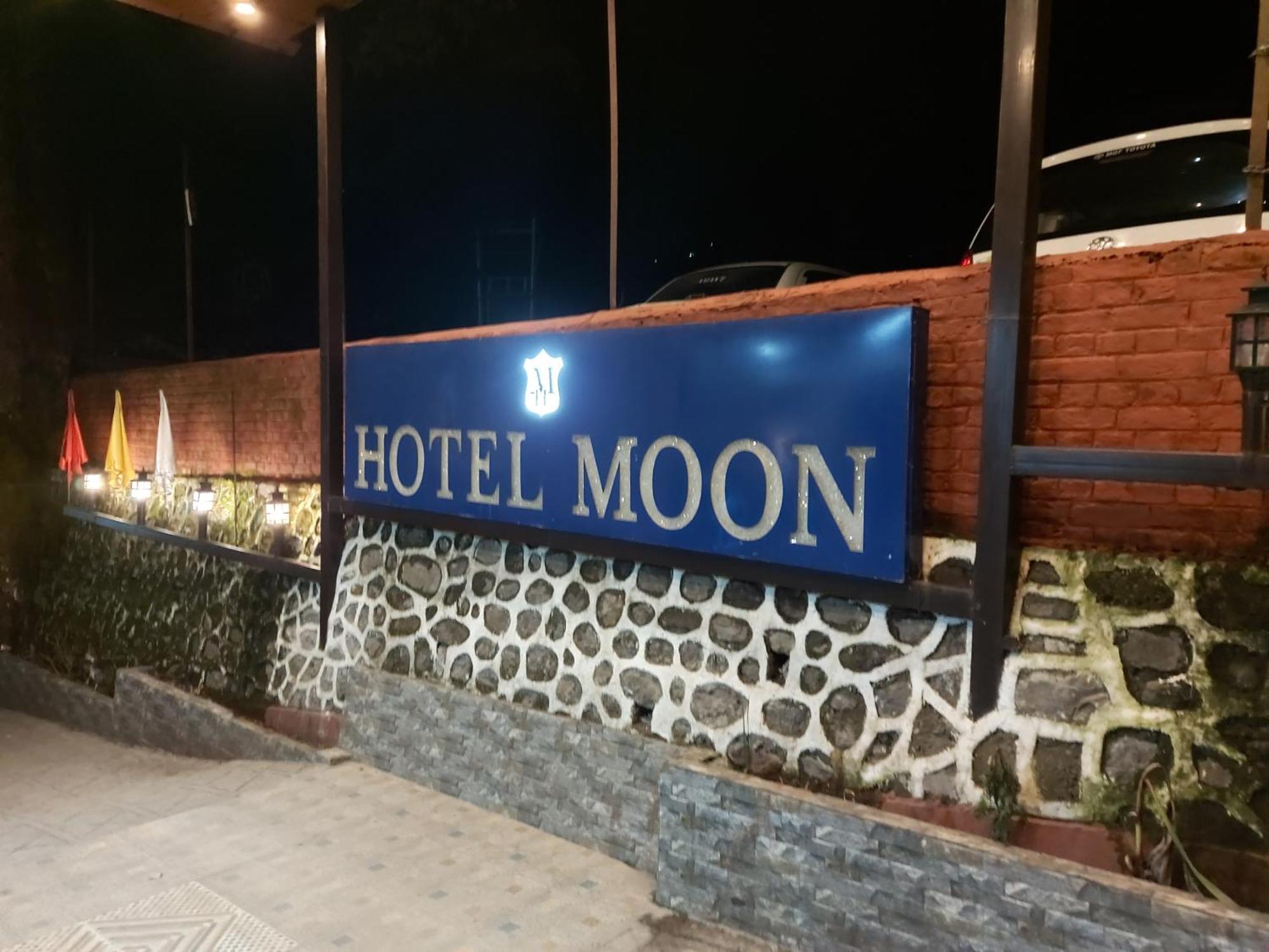 Goroomgo Moon Nainital Near Naini Lake - Parking & Lift Facilities -Hygiene And Spacious Room - Best Seller ภายนอก รูปภาพ