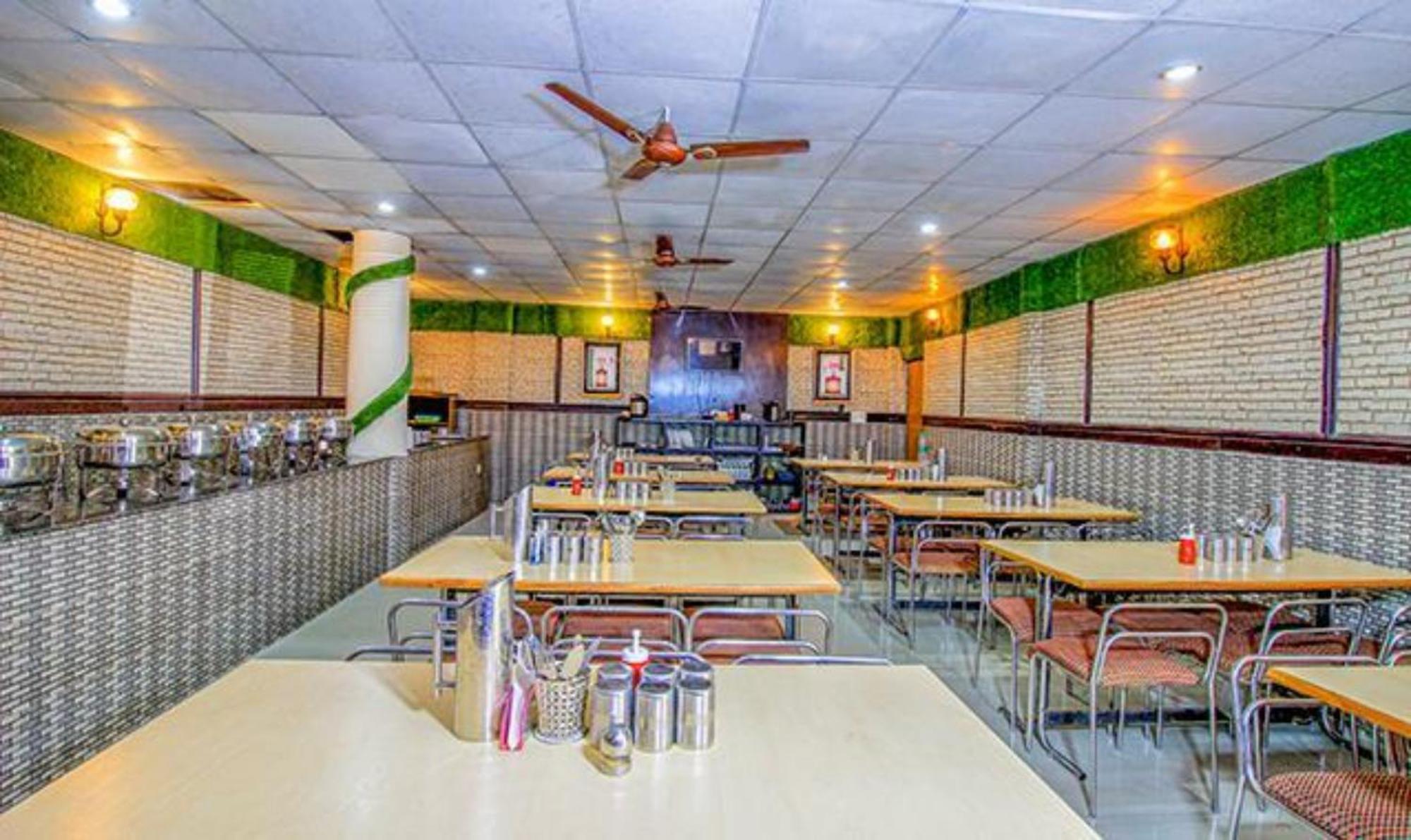 Goroomgo Moon Nainital Near Naini Lake - Parking & Lift Facilities -Hygiene And Spacious Room - Best Seller ภายนอก รูปภาพ
